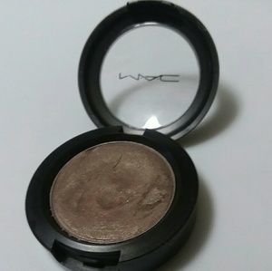 MAC Cream Colour Base in DUSK DISCONTINUED RARE